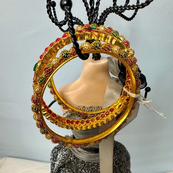 Elegant Gold Plated and Multicolor Bangles Set Of 3 Bracelets Unique Jewelry - Picture 3 of 5